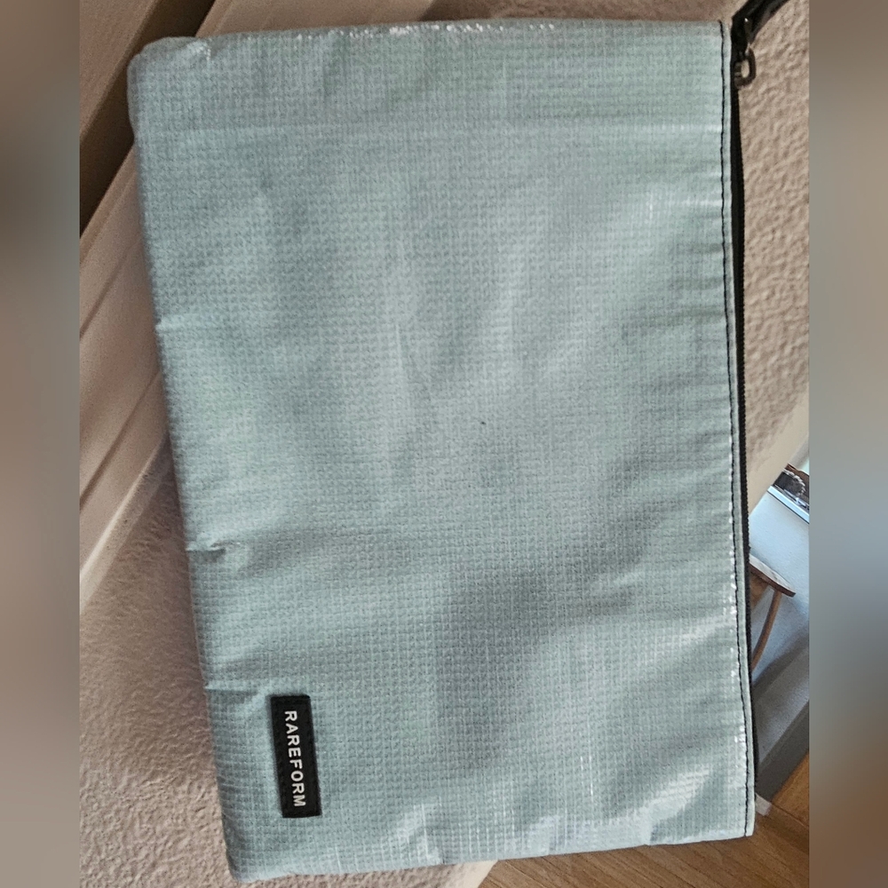 Rareform case/cube